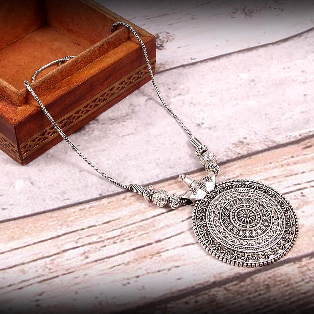 Heavy metal oxydized necklace